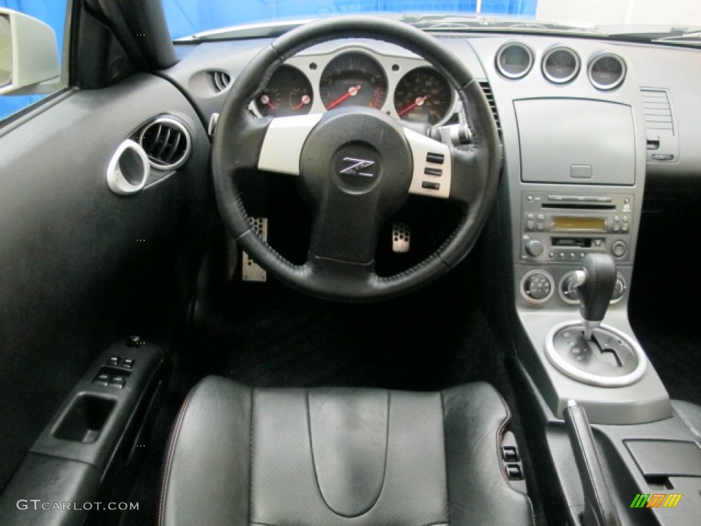 2003 350Z Touring Coupe - Chrome Silver / Carbon Black photo #21