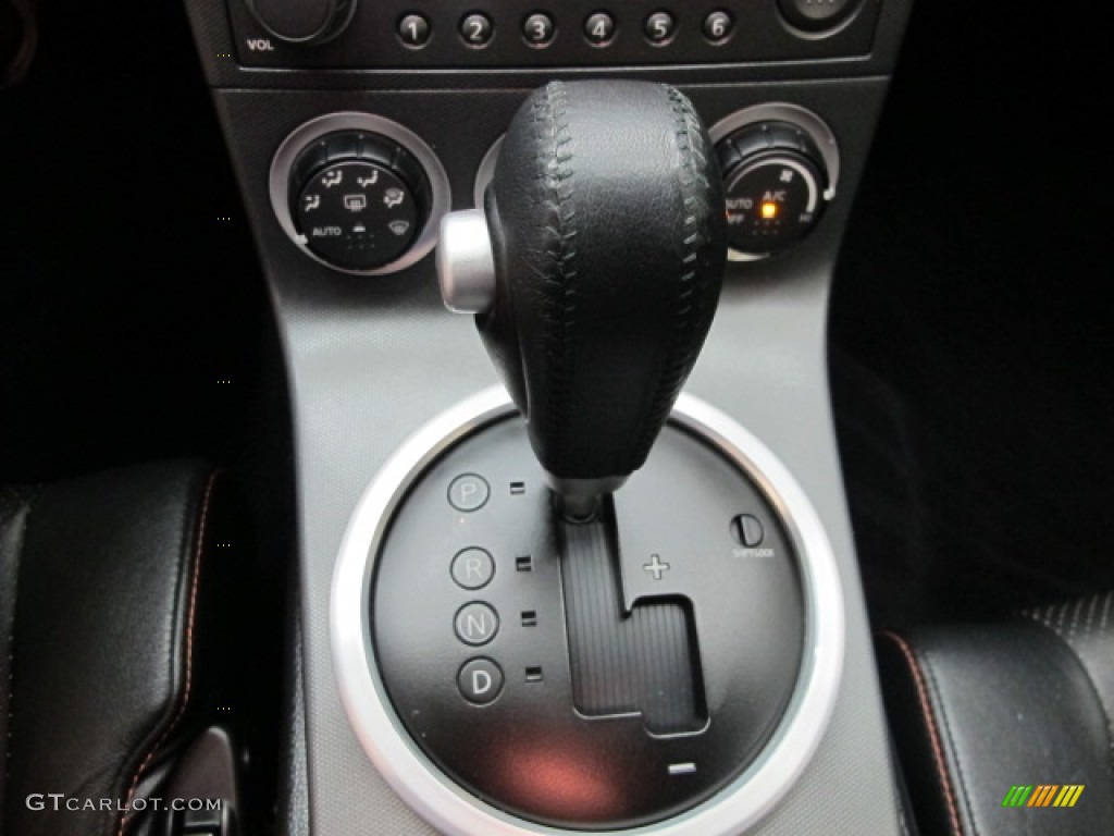 2003 350Z Touring Coupe - Chrome Silver / Carbon Black photo #28