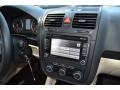 Black - Jetta SE Sedan Photo No. 16