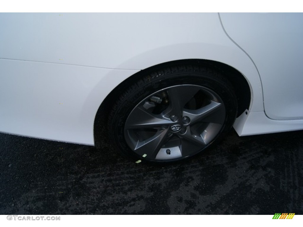 2012 Camry SE V6 - Super White / Black photo #9
