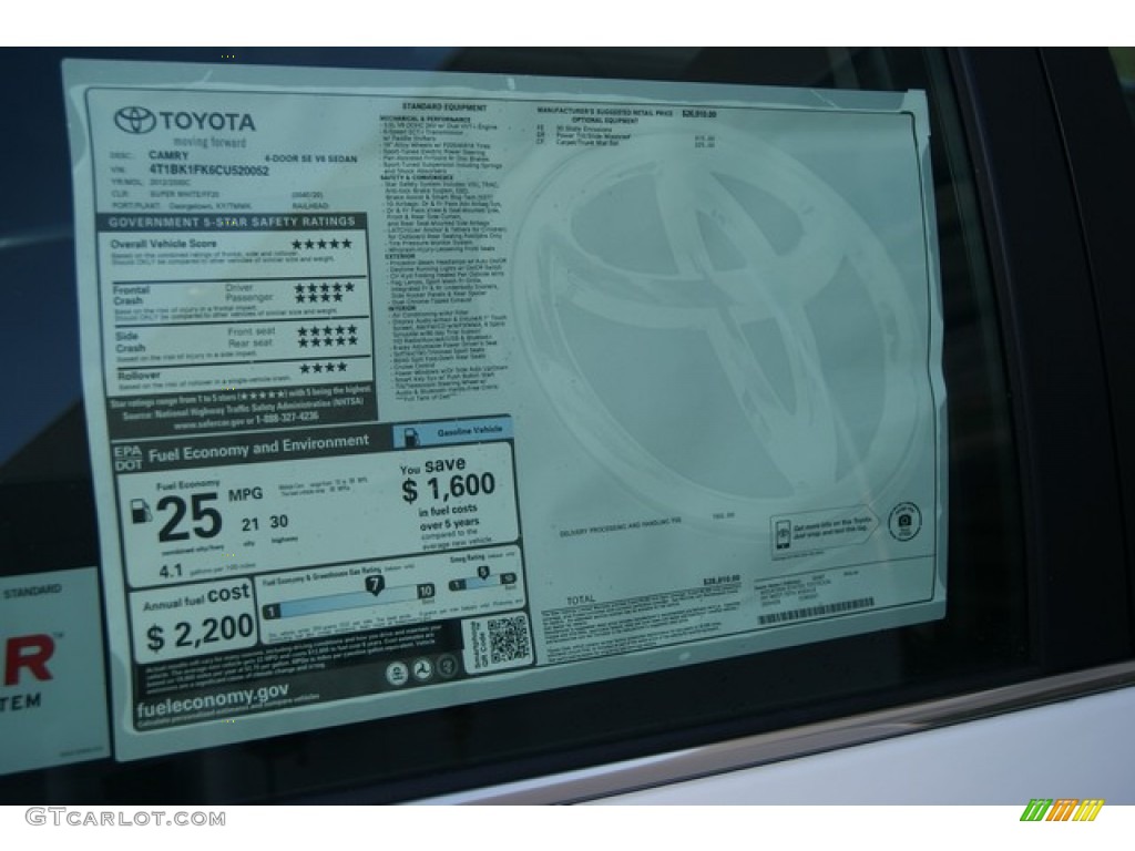 2012 Camry SE V6 - Super White / Black photo #10