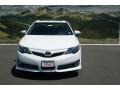 Super White - Camry SE Photo No. 3