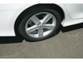 Super White - Camry SE Photo No. 9