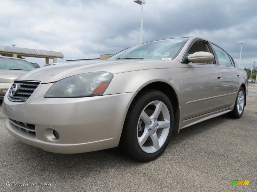 Coral Sand Metallic Nissan Altima