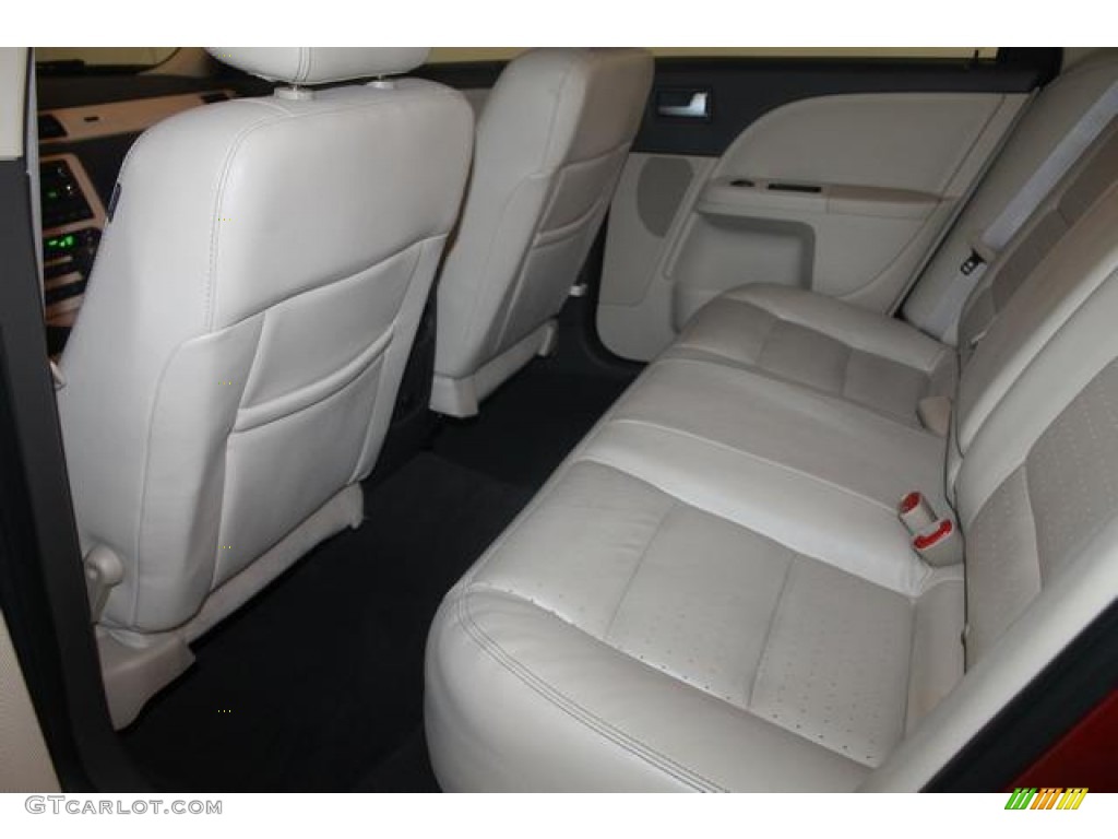 2009 Sable Premier Sedan - Sangria Red Metallic / Light Camel photo #18