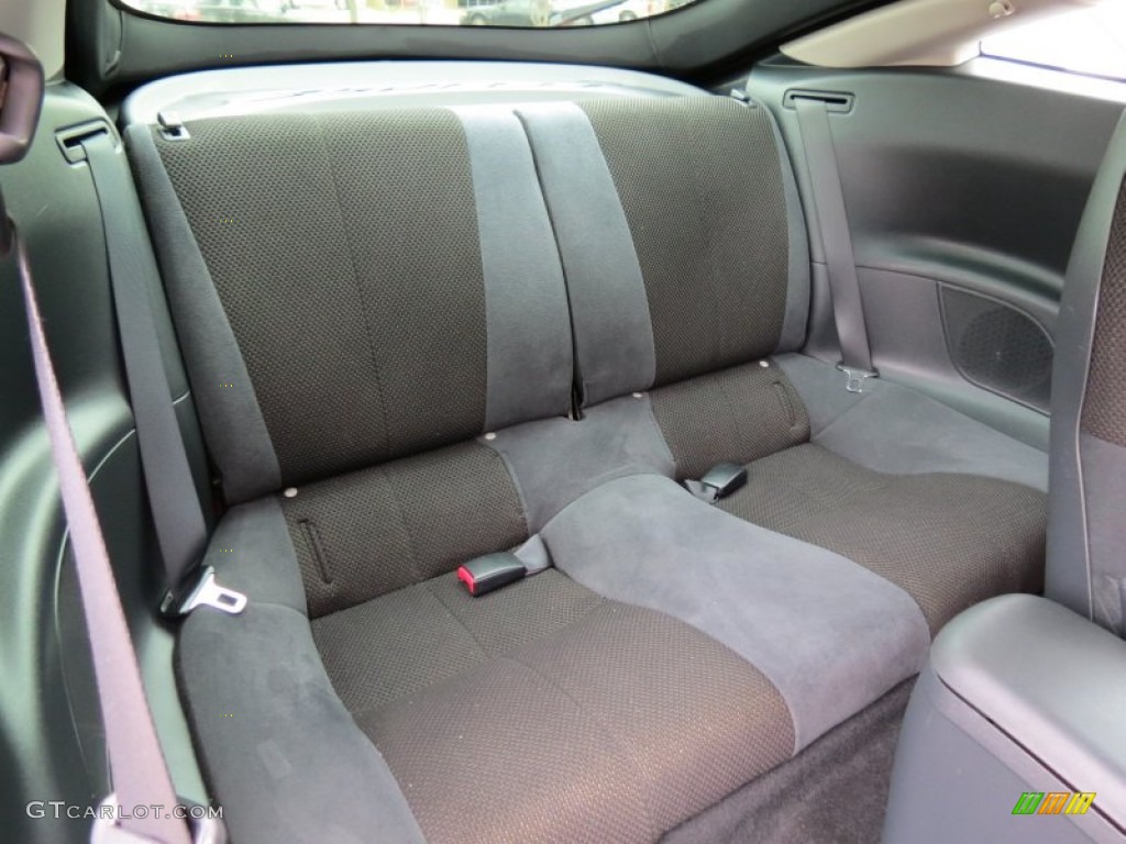 2006 Mitsubishi Eclipse GS Coupe Rear Seat Photo #68211174