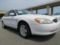 2002 Vibrant White Ford Taurus SEL  photo #4