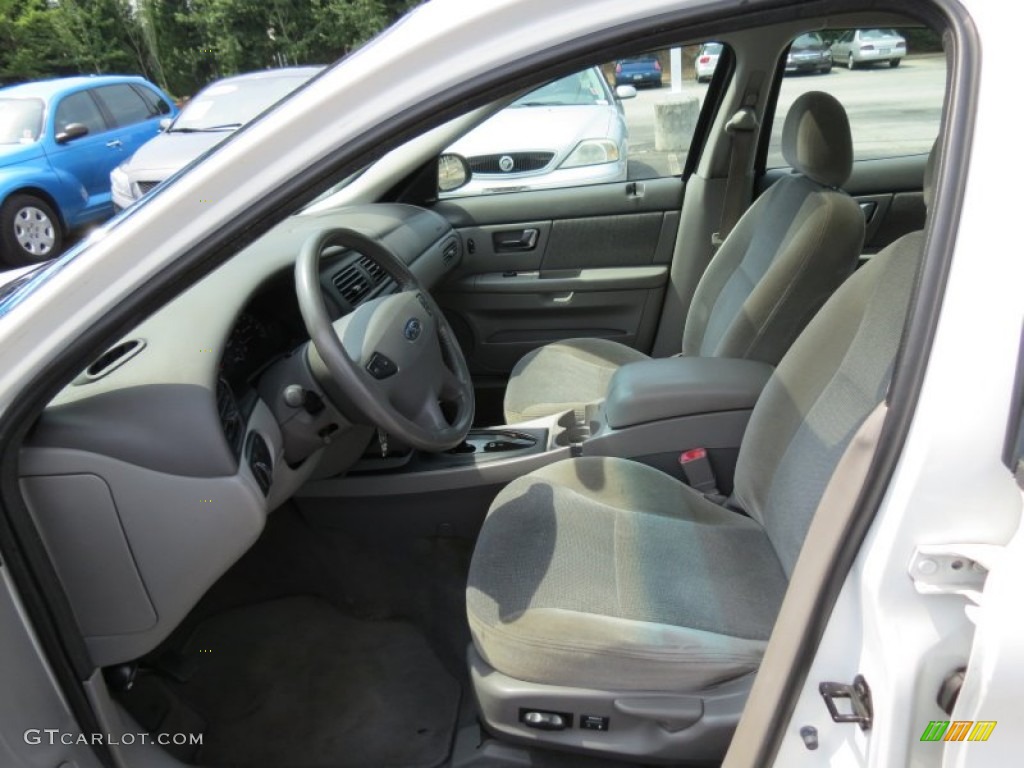 Medium Graphite Interior 2002 Ford Taurus Sel Photo