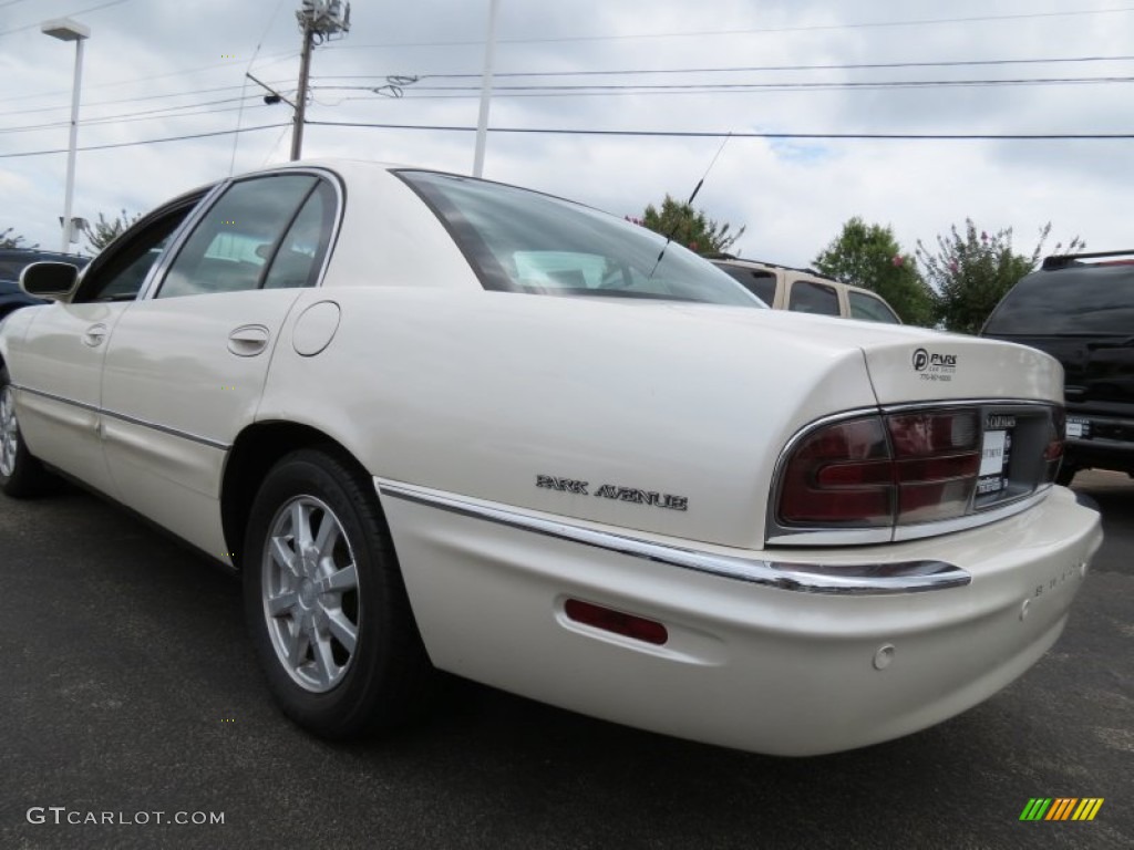 2002 Park Avenue  - White Diamond / Taupe photo #2