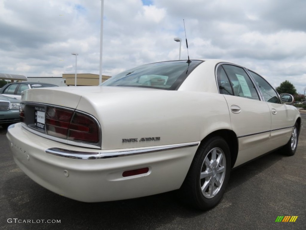 2002 Park Avenue  - White Diamond / Taupe photo #3