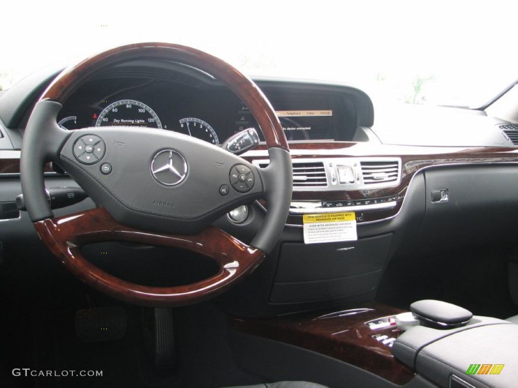 2013 Mercedes-Benz S 550 4Matic Sedan Black Dashboard Photo #68215299