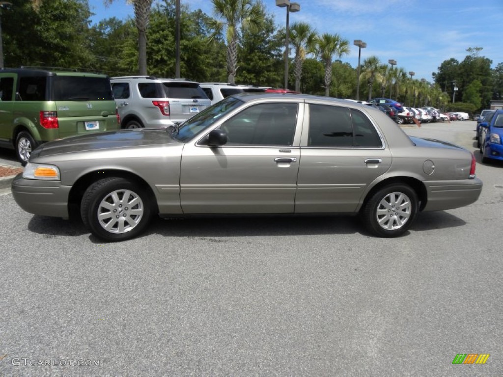Arizona Beige Metallic 2006 Ford Crown Victoria LX Exterior Photo #68216280