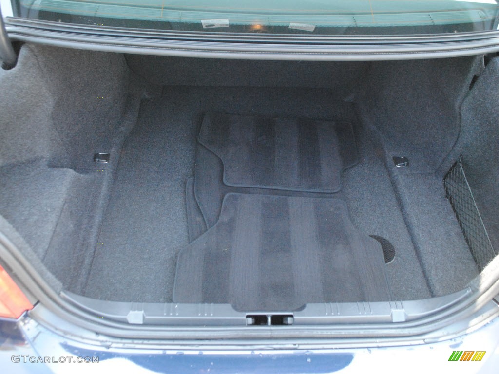2010 BMW 5 Series 528i Sedan Trunk Photo #68219037