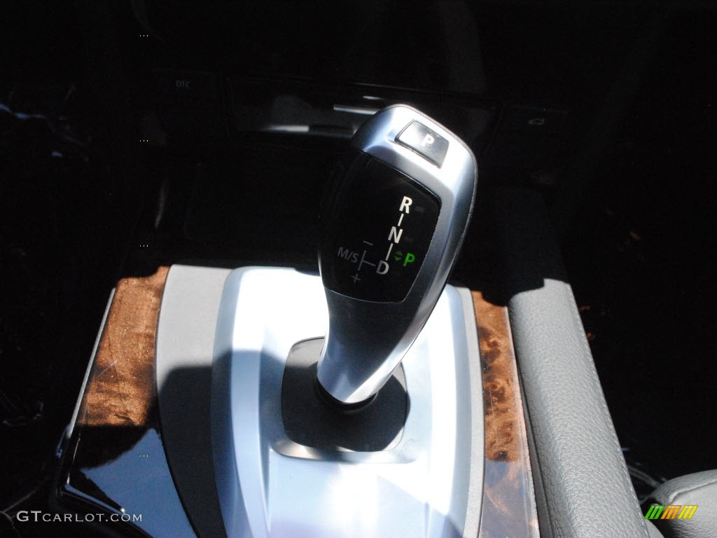 2010 BMW 5 Series 528i Sedan 6 Speed Steptronic Automatic Transmission Photo #68219070