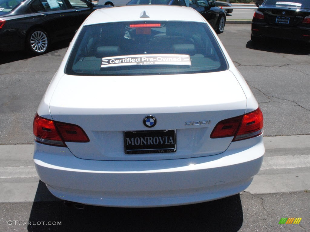 2009 3 Series 328i Coupe - Alpine White / Black photo #4