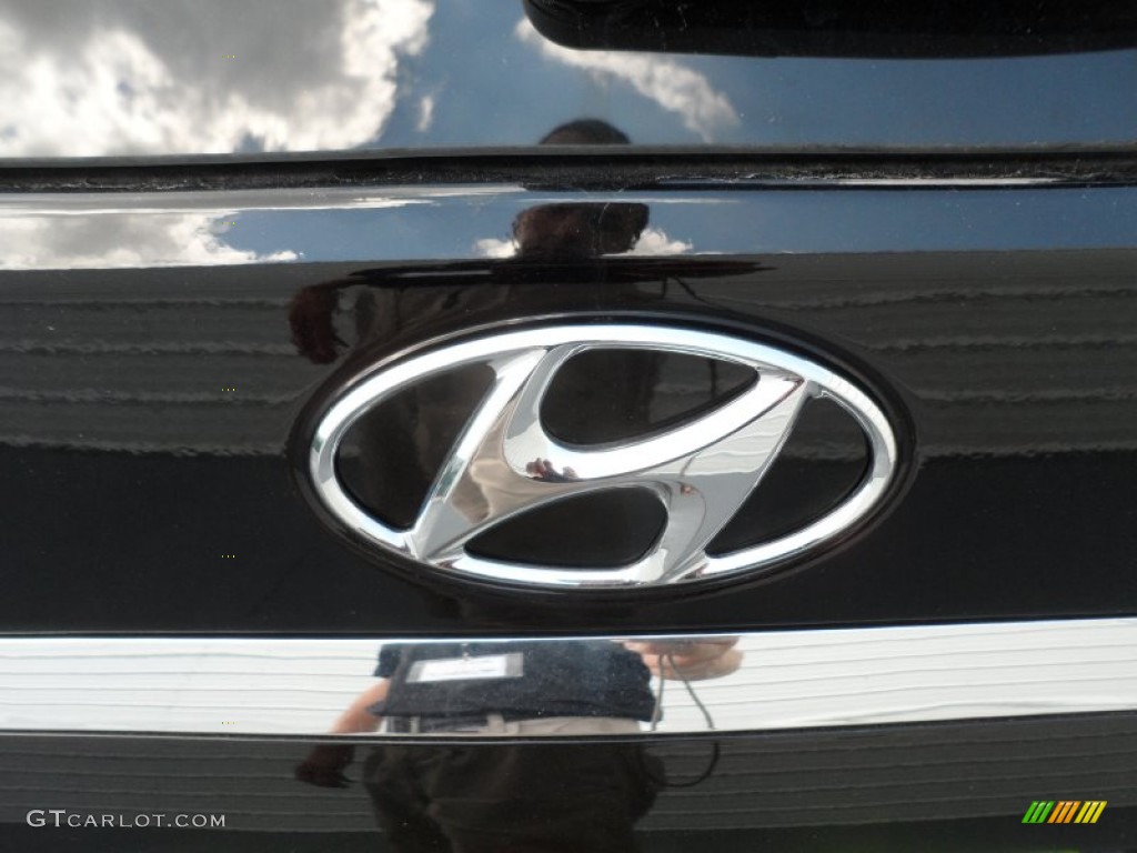 2012 Elantra SE Touring - Black Noir Pearl / Beige photo #13