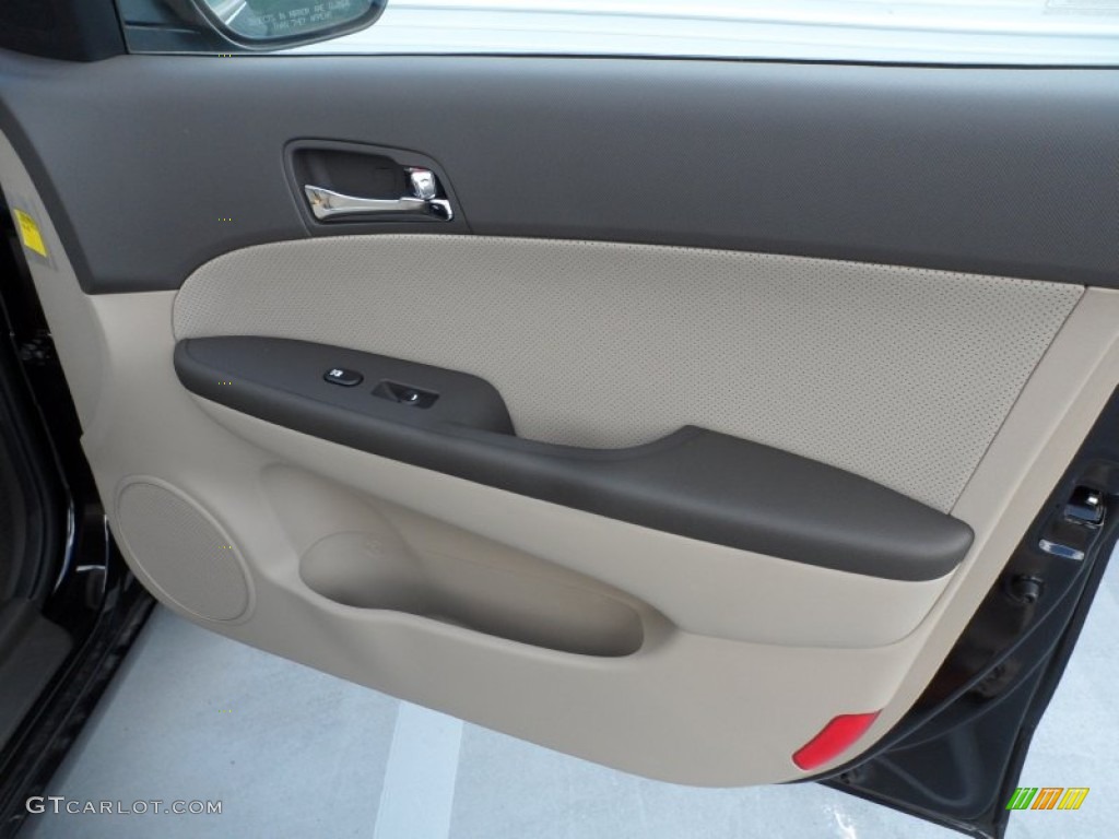 2012 Elantra SE Touring - Black Noir Pearl / Beige photo #16