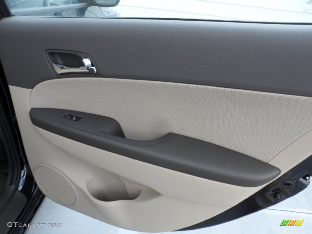 2012 Elantra SE Touring - Black Noir Pearl / Beige photo #19