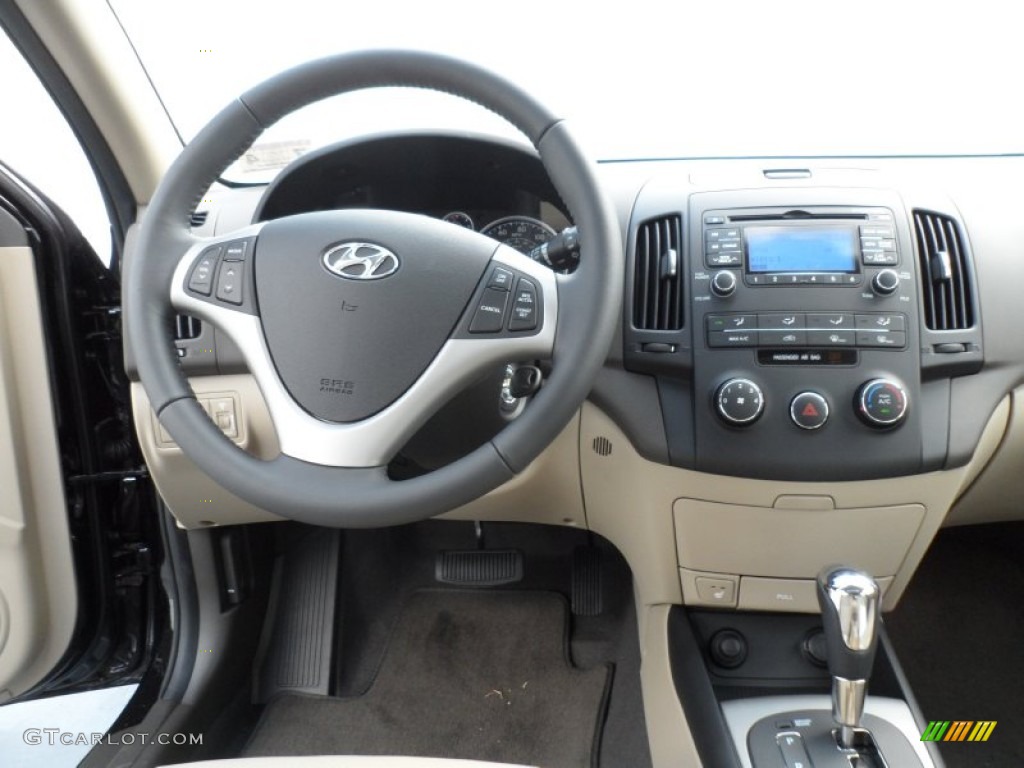 2012 Elantra SE Touring - Black Noir Pearl / Beige photo #27