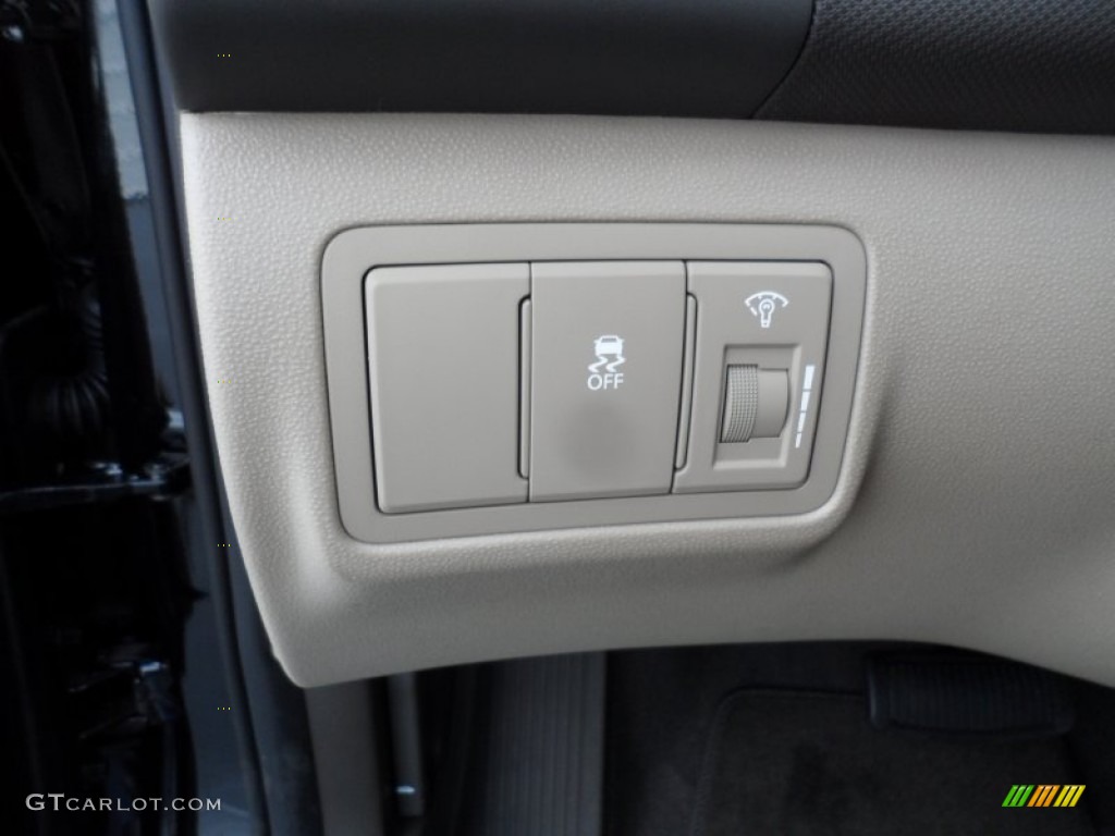 2012 Elantra SE Touring - Black Noir Pearl / Beige photo #33