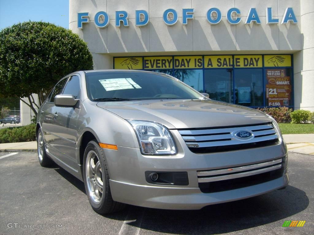 2008 Fusion SE V6 - Vapor Silver Metallic / Charcoal Black photo #9