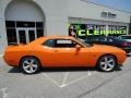 Header Orange - Challenger SRT8 392 Photo No. 4