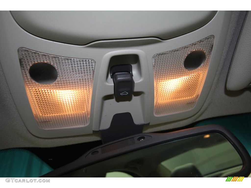 2003 S60 T5 - Platinum Green Metallic / Beige/Light Sand photo #18