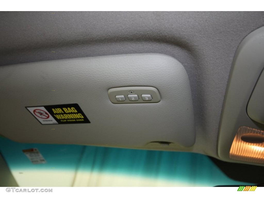 2003 S60 T5 - Platinum Green Metallic / Beige/Light Sand photo #29