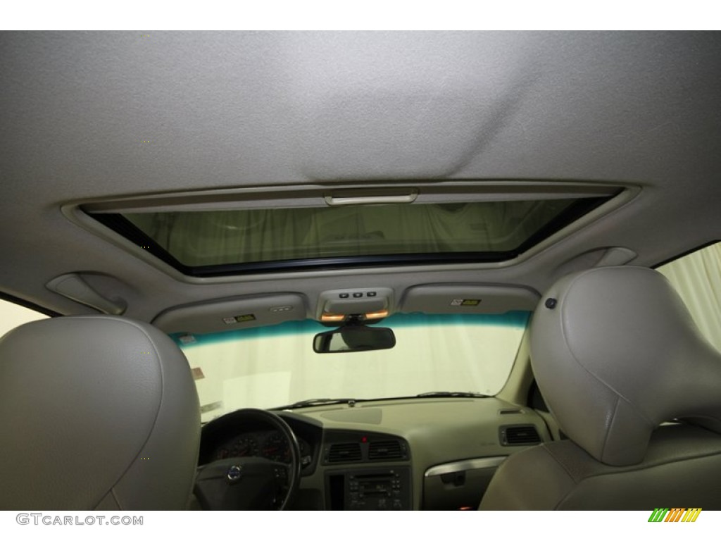 2003 S60 T5 - Platinum Green Metallic / Beige/Light Sand photo #30