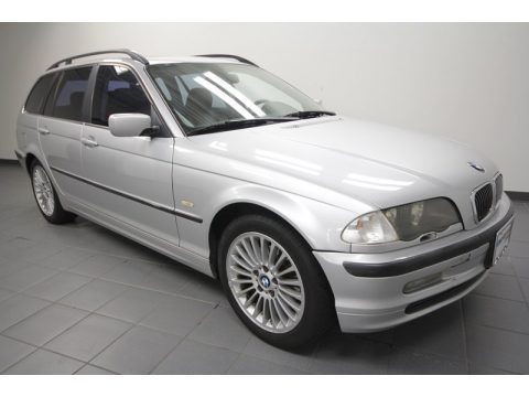 2001 BMW 3 Series 325xi Wagon Data, Info and Specs