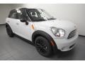 Light White - Cooper Countryman Photo No. 6