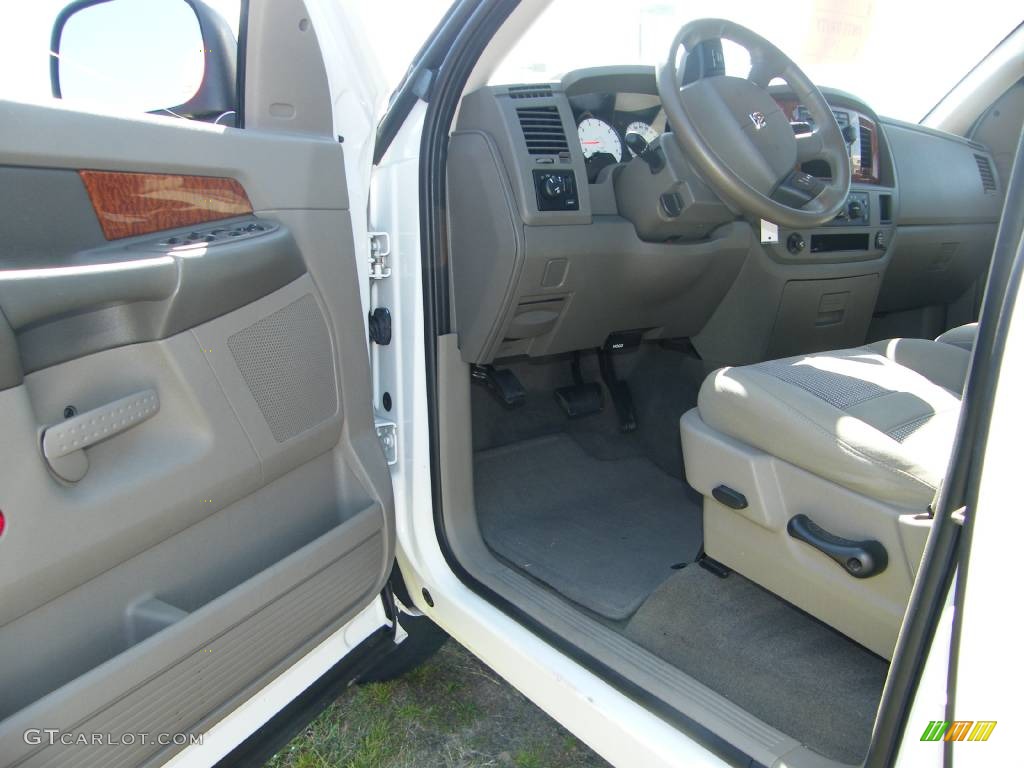 2006 Ram 1500 SLT Quad Cab - Bright White / Medium Slate Gray photo #12