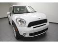 Light White - Cooper S Countryman Photo No. 5
