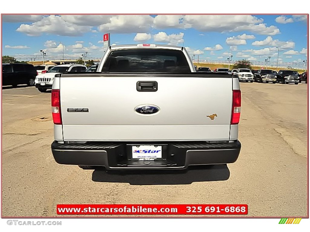 2006 F150 STX Regular Cab - Silver Metallic / Medium Flint photo #5