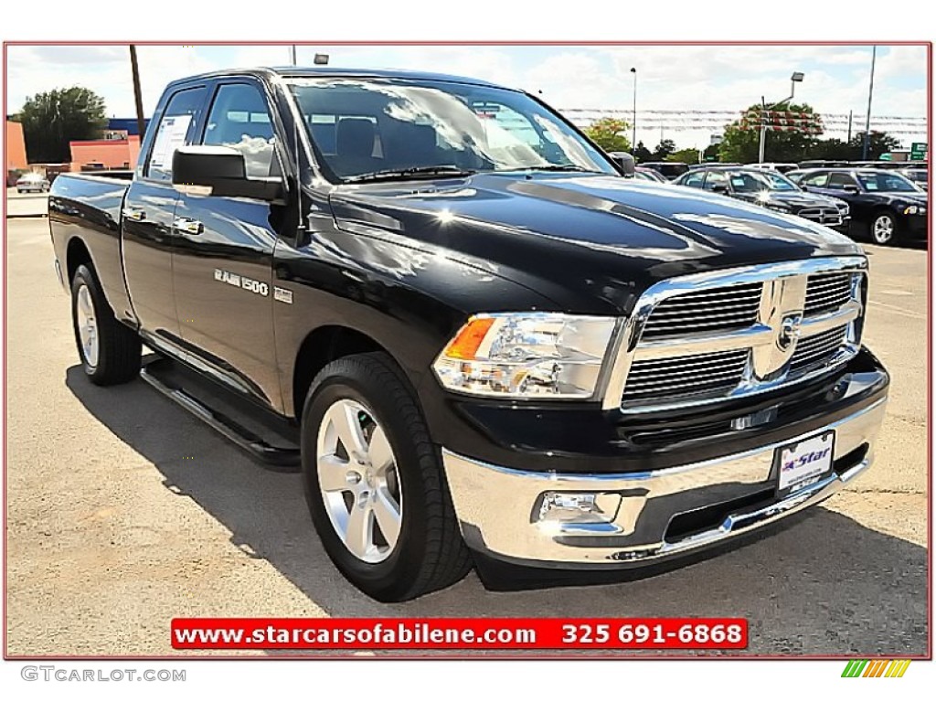 2011 Ram 1500 Lone Star Quad Cab - Brilliant Black Crystal Pearl / Dark Slate Gray/Medium Graystone photo #12