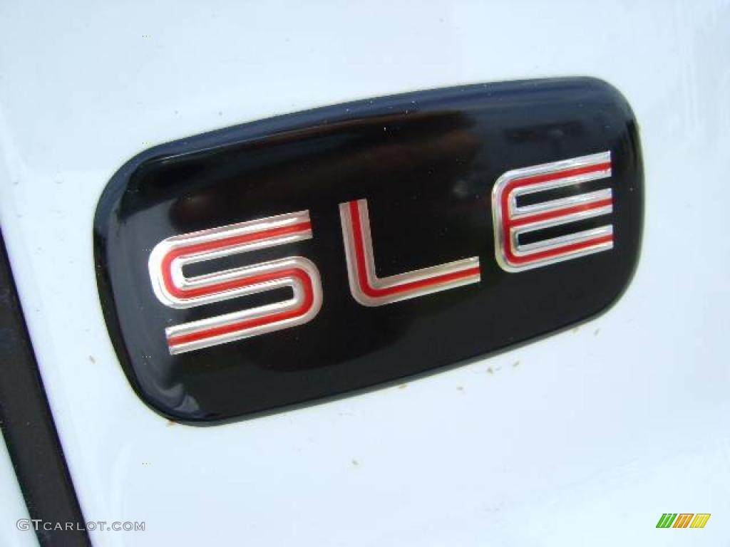 2007 Sierra 1500 Classic SLE Extended Cab - Summit White / Dark Titanium photo #11
