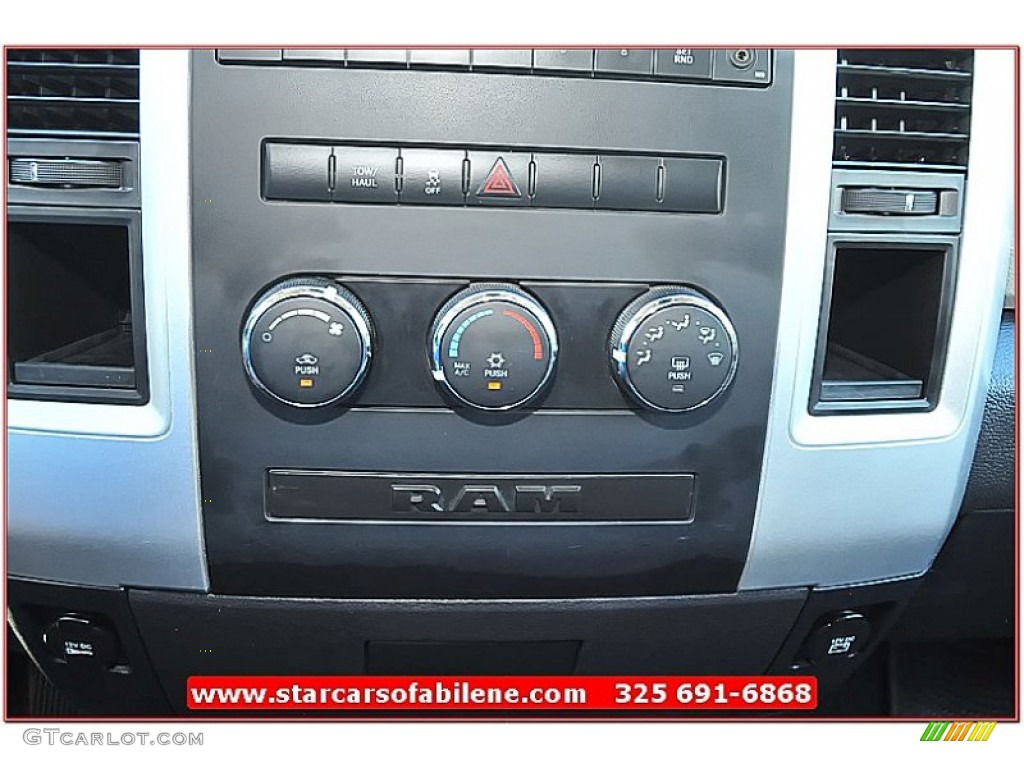 2011 Ram 1500 Lone Star Quad Cab - Brilliant Black Crystal Pearl / Dark Slate Gray/Medium Graystone photo #43