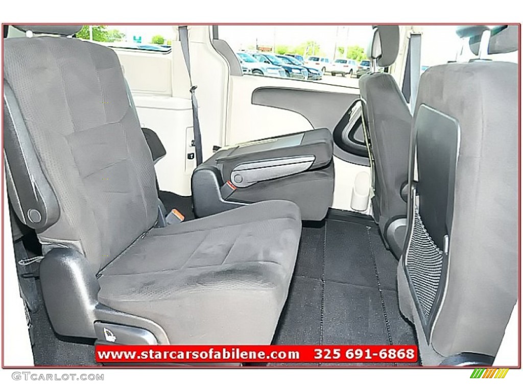 2012 Grand Caravan Crew - Stone White / Black/Light Graystone photo #32