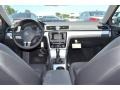 Tungsten Silver Metallic - Passat 2.5L SE Photo No. 5