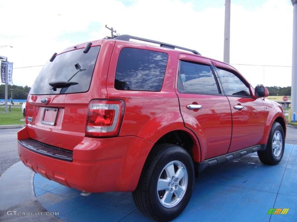 2009 Escape XLT V6 - Torch Red / Charcoal photo #5