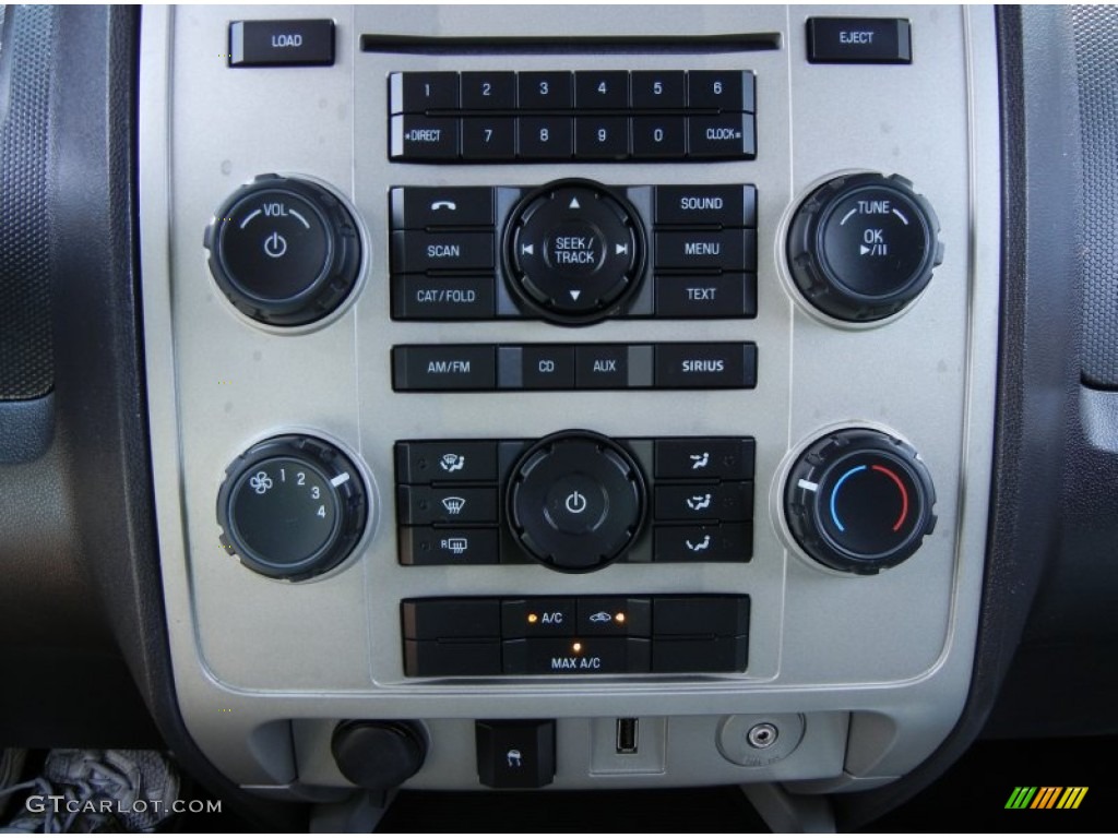 2009 Escape XLT V6 - Torch Red / Charcoal photo #21