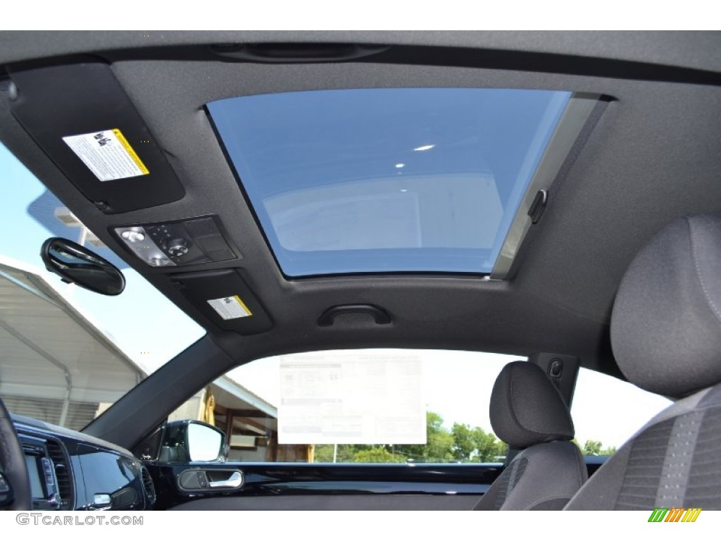 2012 Volkswagen Beetle Turbo Sunroof Photos