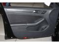 Black - Jetta SE Sedan Photo No. 10