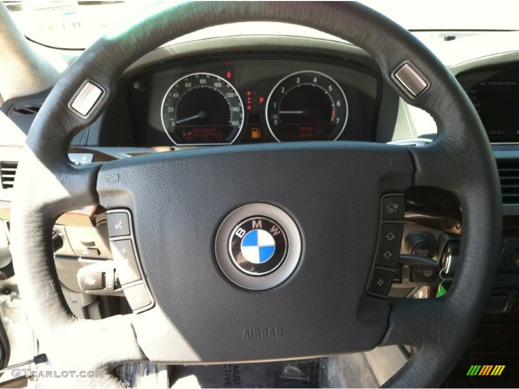 2003 BMW 7 Series 760Li Sedan Basalt Grey/Flannel Grey Steering Wheel Photo #68239762