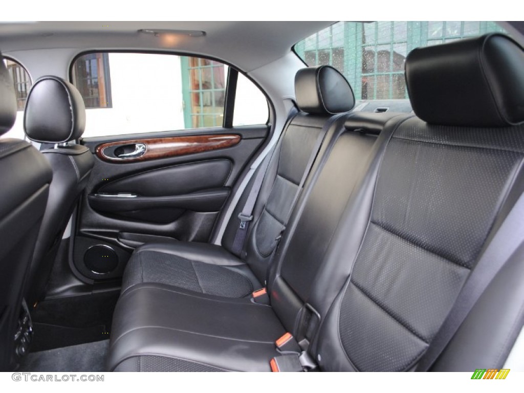 2009 Jaguar XJ XJ8 Rear Seat Photos