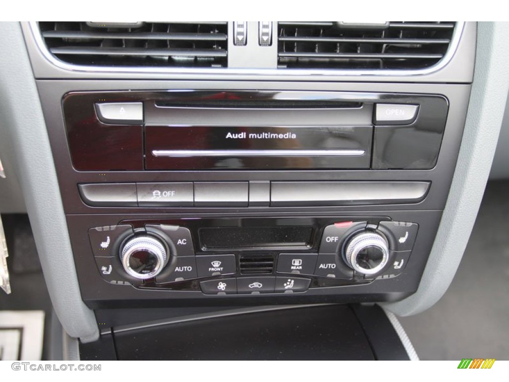 2013 Audi A5 2.0T quattro Cabriolet Controls Photo #68242657