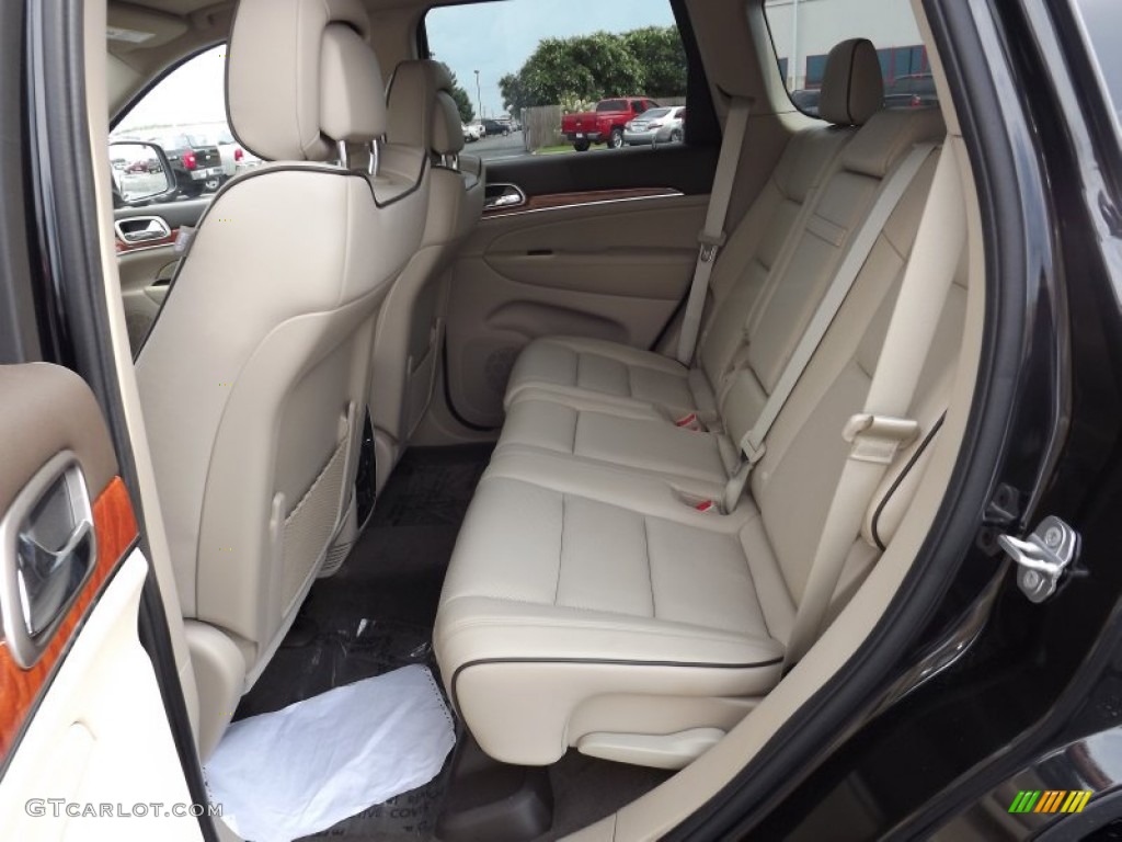 2012 Jeep Grand Cherokee Overland Rear Seat Photo #68242693