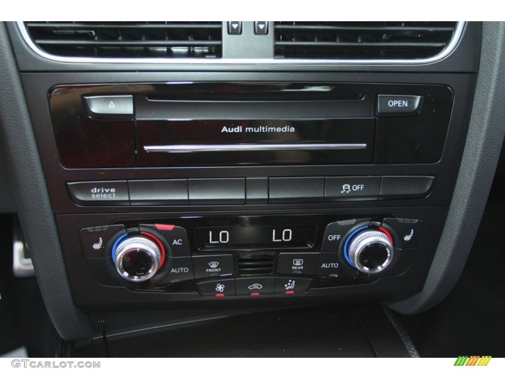 2013 Audi S4 3.0T quattro Sedan Controls Photo #68243134