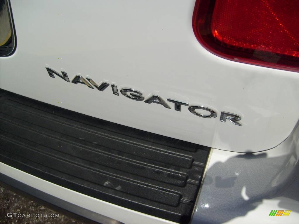 2006 Navigator Luxury 4x4 - Oxford White / Camel photo #11