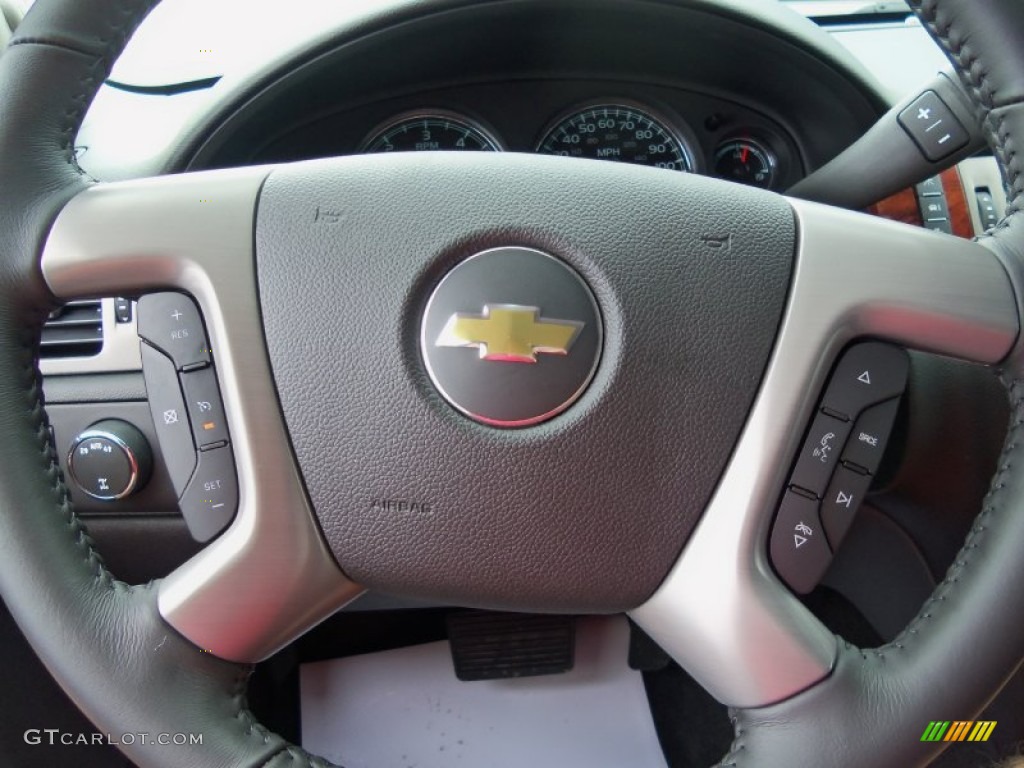2013 Chevrolet Avalanche LS 4x4 Black Diamond Edition Controls Photo #68245219